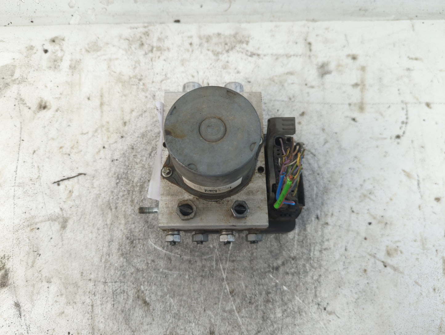 2019 Ford F-250 Super Duty ABS Pump Control Module Replacement P/N:KC3C-2C405-A Fits OEM Used Auto Parts - Oemusedautoparts1