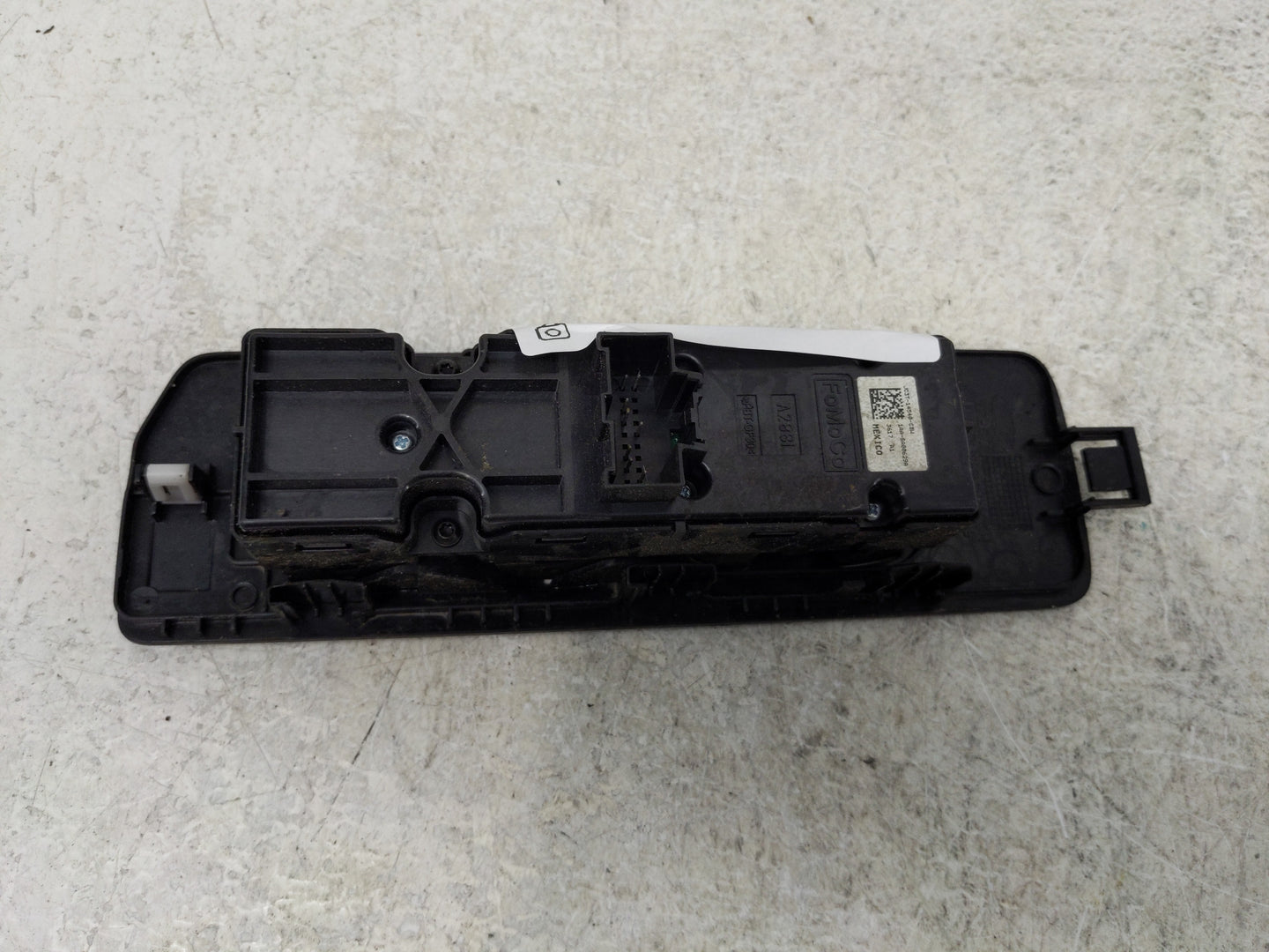 2018-2022 Ford F-350 Super Duty Master Power Window Switch Replacement Driver Side Left P/N:JC3T-14540-CBW Fits OEM Used Aut