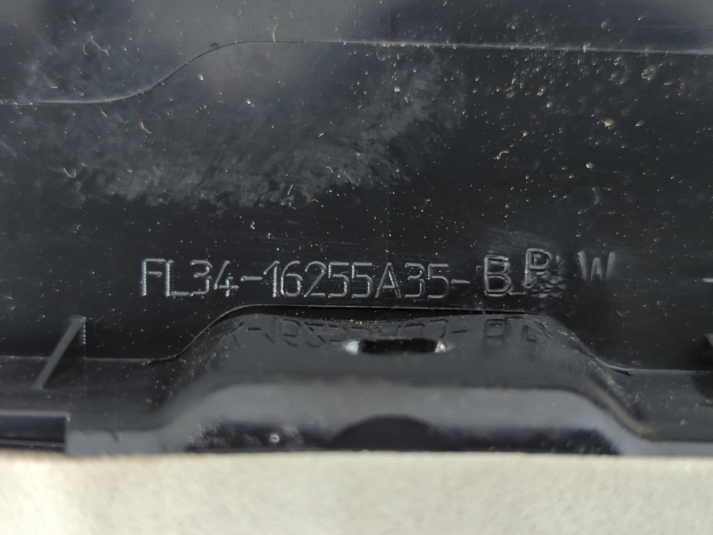 2019 Ford F-350 Super Duty PILLAR DOOR TRIM - Oemusedautoparts1.com