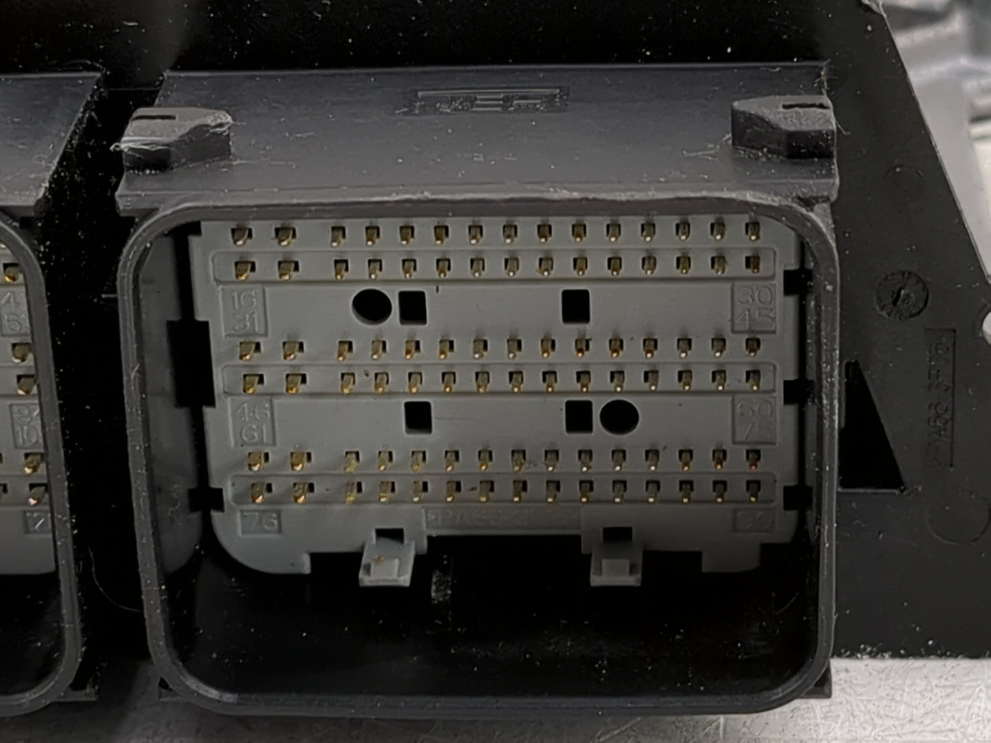 2019 Ford F150 PCM Engine Control Computer ECU ECM PCU OEM P/N:JL3A-12A650-ALA JL3A-12B684-EA, 0261S19063 Fits Fits 2018 202