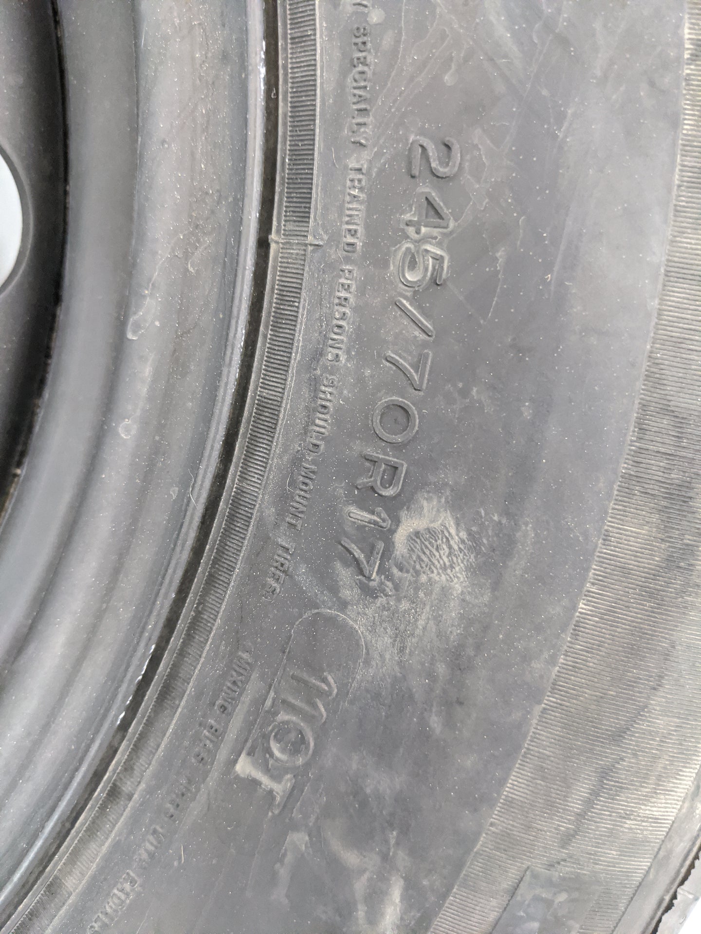 Ford F150 Spare Donut Tire Wheel Rim Oem 1461511 - Oemusedautoparts1.com
