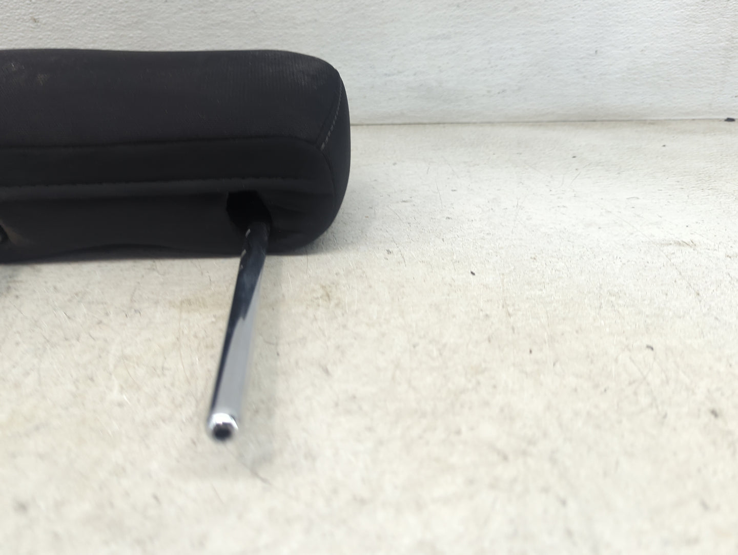 2019 Ford F150 Headrest Head Rest Front Driver Seat Black - Oemusedautoparts1.com