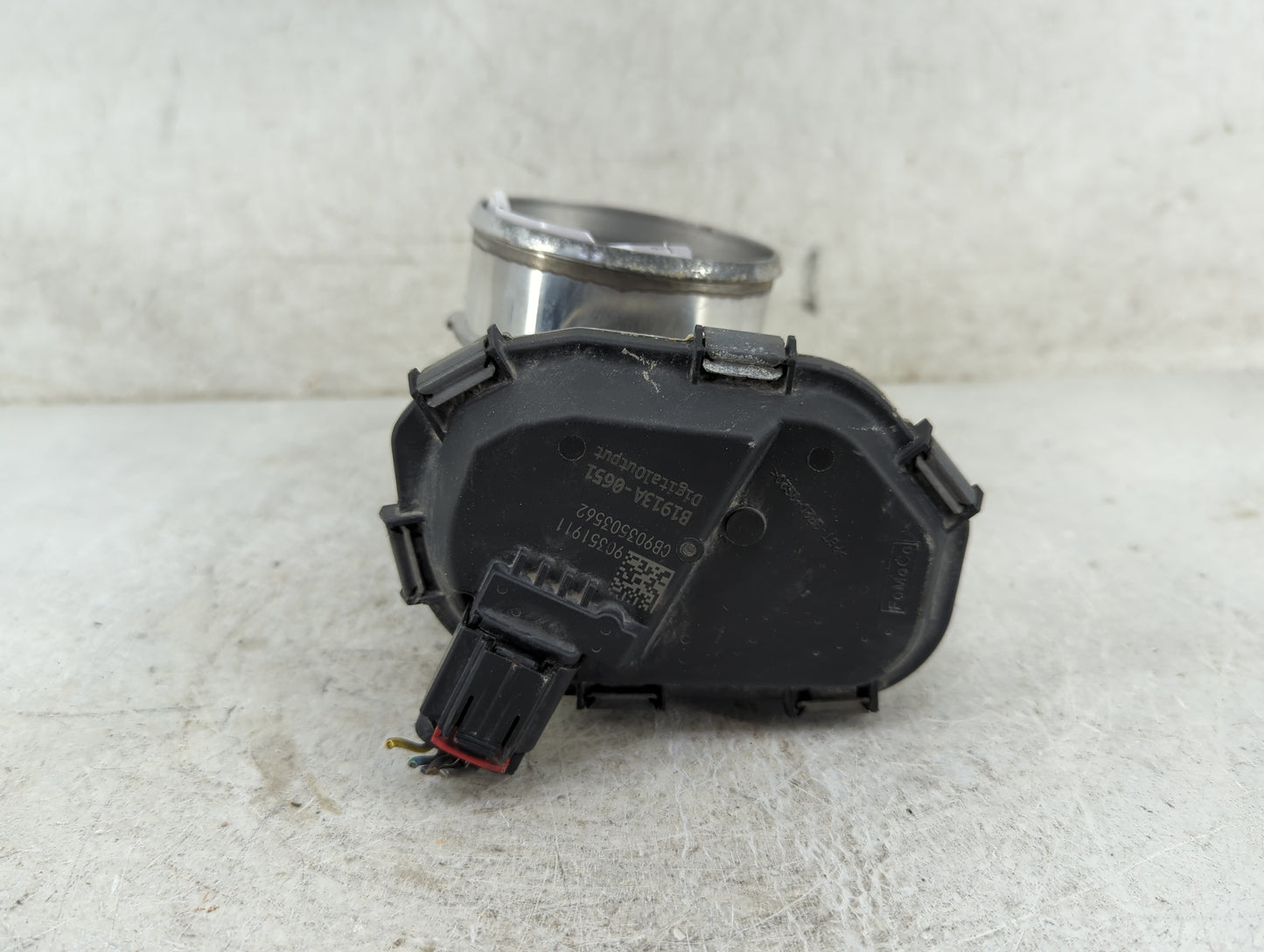 2019 Ford F150 Throttle Body P/N:HL3E-9F991-AA B1913A-0651 Fits Fits 2017 2018 2020 2021 2022 OEM Used Auto Parts - Oemuseda