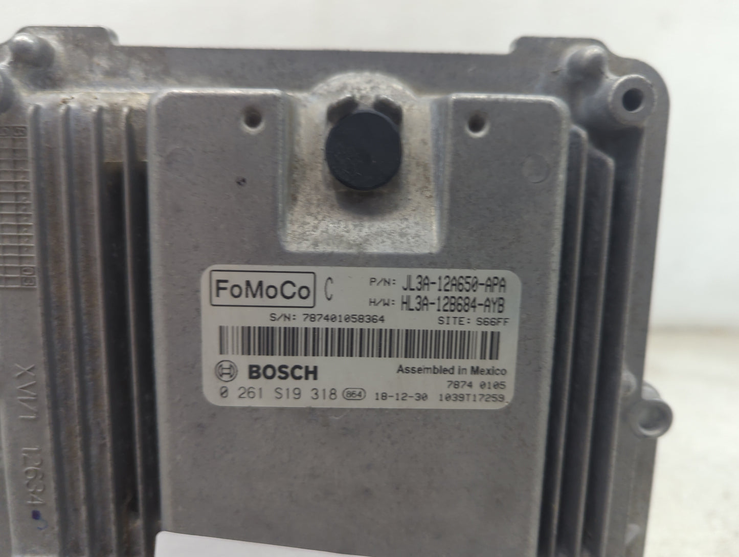 2019 Ford F150 PCM Engine Control Computer ECU ECM PCU OEM P/N:JL3A-12A650-APA HL3A-12B684-AYB, 0261S19318 Fits Fits 2018 20