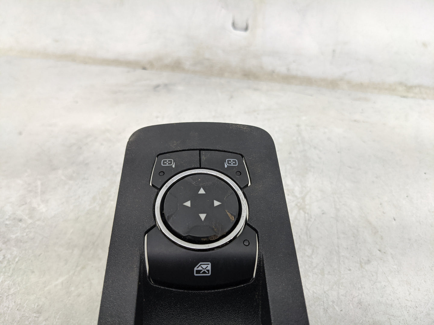 Ford F150 Passenger Right Power Window Switch Fl3t-14b133-bhw - Oemusedautoparts1.com