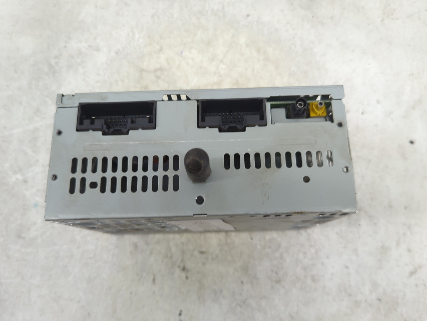 2019 Ford F150 Radio AM FM Cd Player Receiver Replacement P/N:RU-9760P-A KL3T-18D832-BG, RU-9760, 276-1961-35 Fits Fits 2020