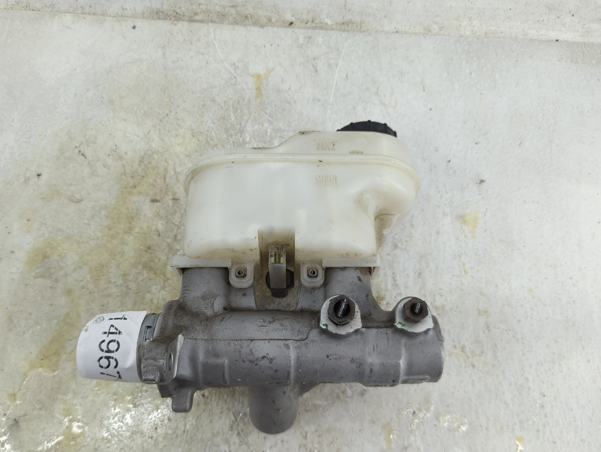 Ford F150 Brake Master Cylinder 1496718 - Oemusedautoparts1.com