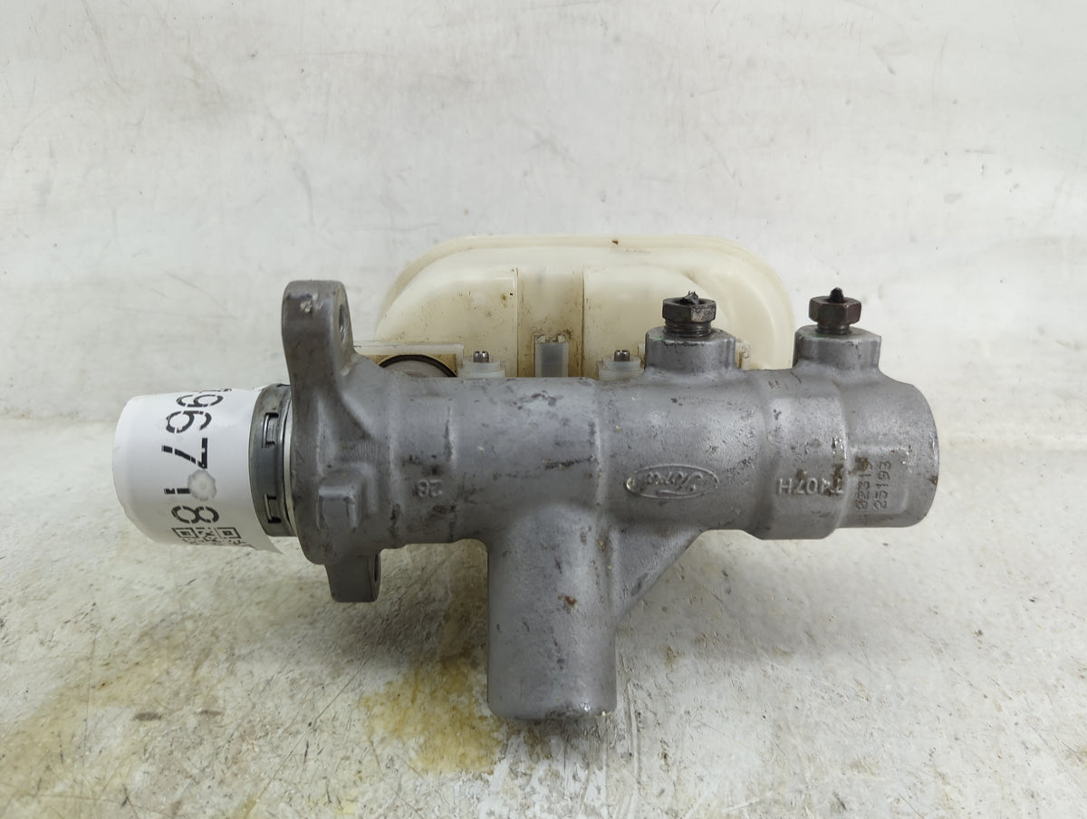 Ford F150 Brake Master Cylinder 1496718 - Oemusedautoparts1.com