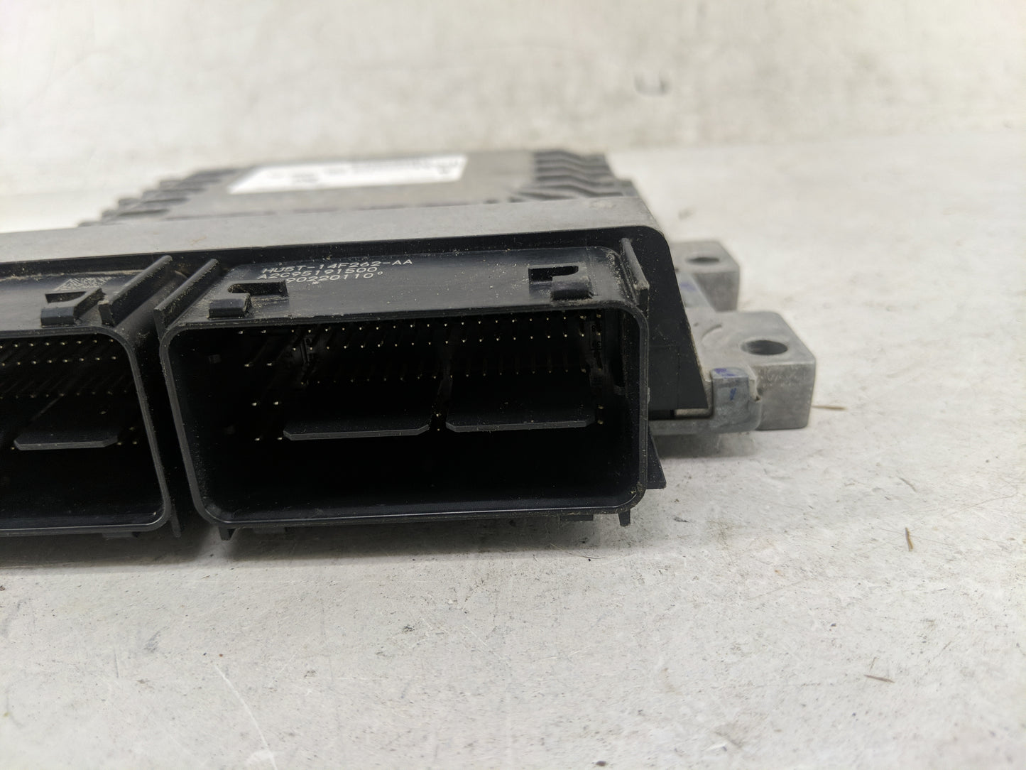 2019 Ford F250sd PCM Engine Control Computer ECU ECM PCU OEM P/N:HC3A-12A650-DA FR3A-12B684-CLB Fits Fits 2015 2016 2017 201