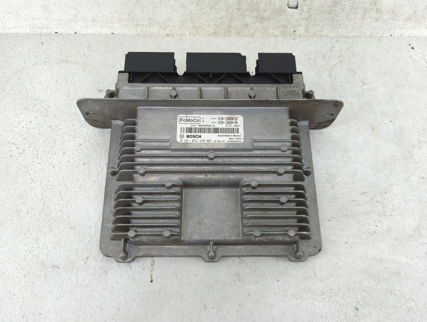 2019 Ford F250sd PCM Engine Control Computer ECU ECM PCU OEM P/N:HC3A-12A650-JC HC3A-12B684-BA, 0281033295 Fits Fits 2017 20
