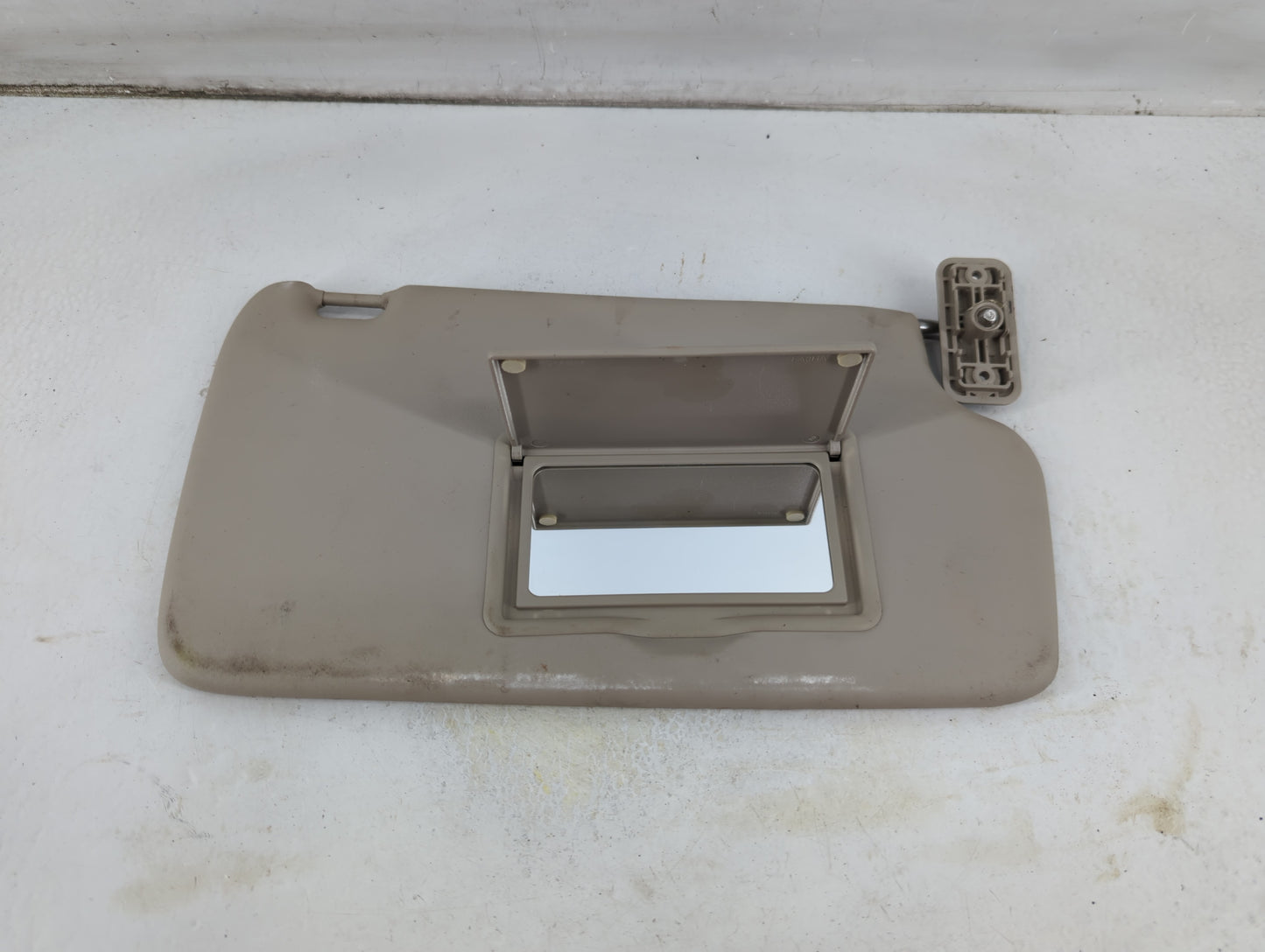 2011-2019 Ford Fiesta Sun Visor Shade Replacement Passenger Right Mirror Fits Fits 2011 2012 2013 2014 2015 2016 2017 2018 2