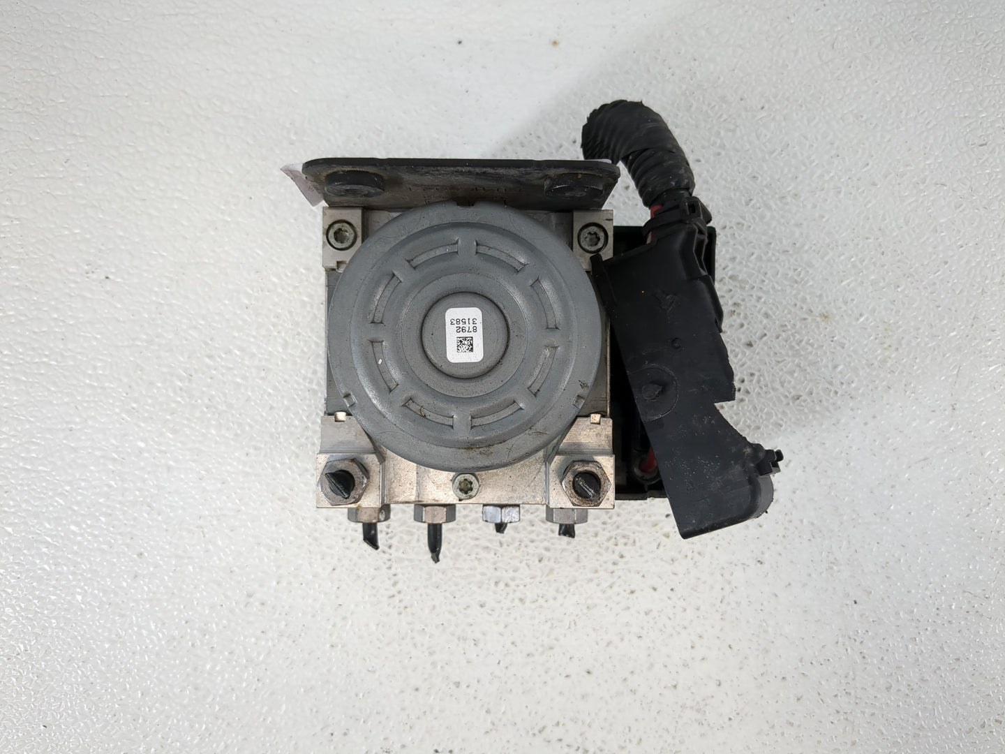 2014-2019 Ford Fiesta ABS Pump Control Module Replacement P/N:D2BC-2C405-FE Fits Fits 2014 2015 2016 2017 2018 2019 OEM Used