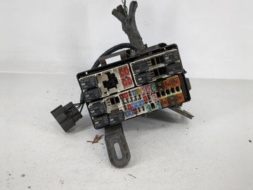 2014-2019 Ford Fiesta Fusebox Fuse Box Panel Relay Module P/N:6003447201 Fits Fits 2014 2015 2016 2017 2018 2019 OEM Used Auto Parts