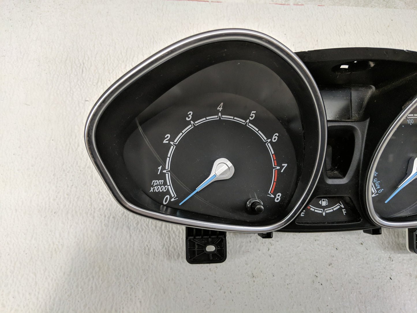 2017-2019 Ford Fiesta Instrument Cluster Speedometer Gauges P/N:D2BT-10849-GAV Fits Fits 2017 2018 2019 OEM Used Auto Parts 