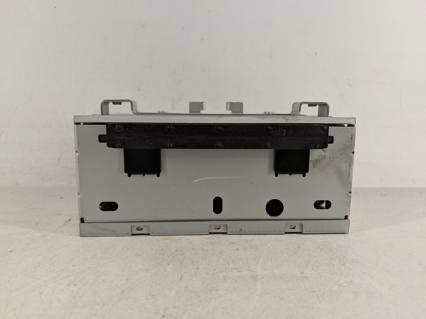 2018-2019 Ford Fiesta Radio AM FM Cd Player Receiver Replacement P/N:D2BT-19C107-AL Fits Fits 2018 2019 OEM Used Auto Parts 