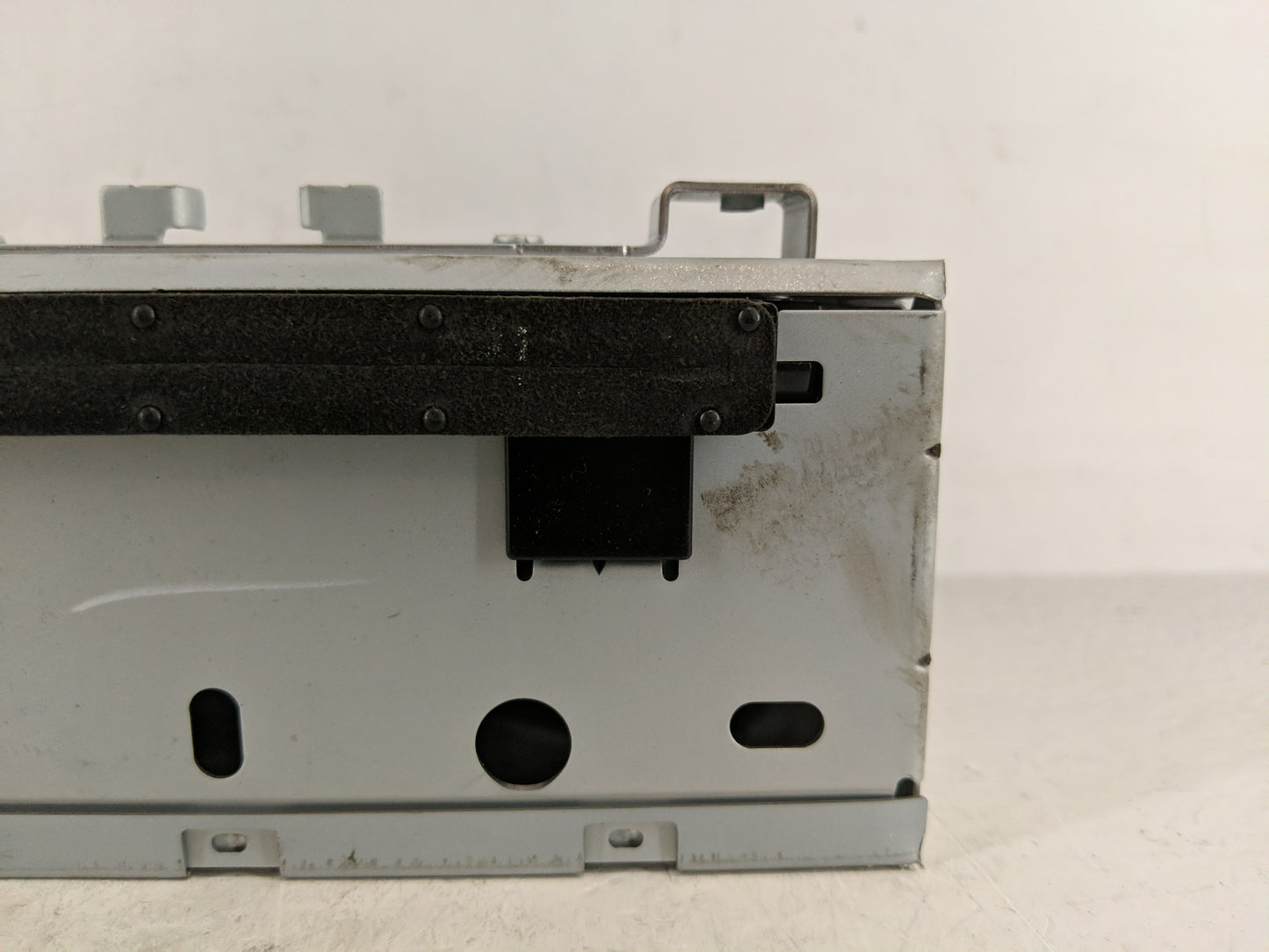 2018-2019 Ford Fiesta Radio AM FM Cd Player Receiver Replacement P/N:D2BT-19C107-AL Fits Fits 2018 2019 OEM Used Auto Parts 
