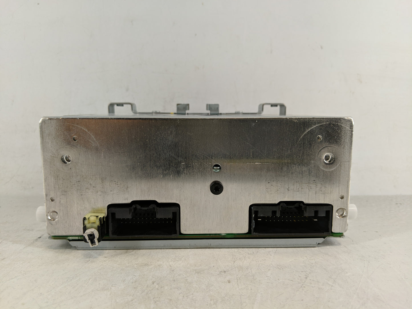 2018-2019 Ford Fiesta Radio AM FM Cd Player Receiver Replacement P/N:D2BT-19C107-AL Fits Fits 2018 2019 OEM Used Auto Parts 