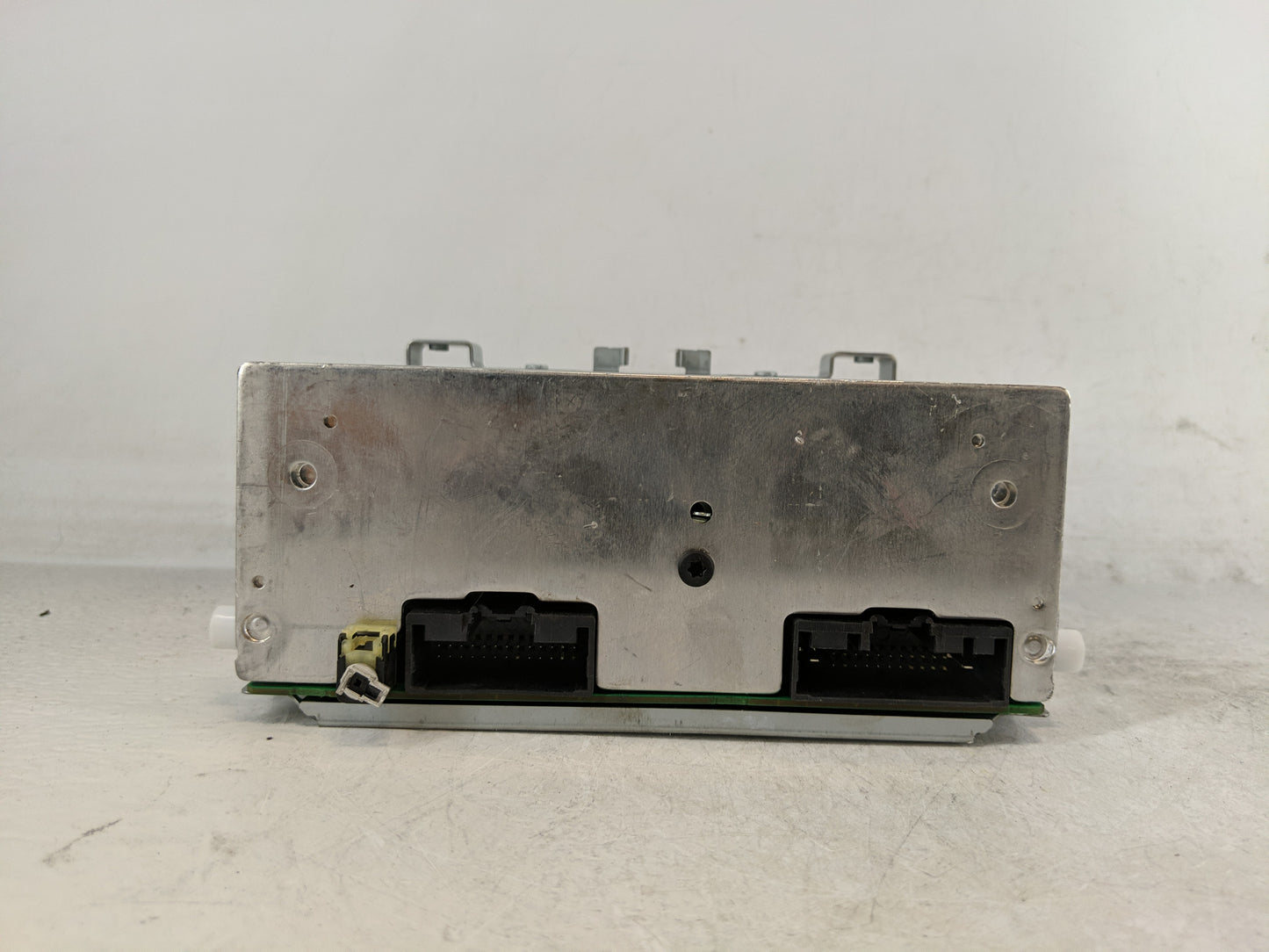 2018-2019 Ford Fiesta Radio AM FM Cd Player Receiver Replacement P/N:D2BT-19C107-AL Fits Fits 2018 2019 OEM Used Auto Parts 