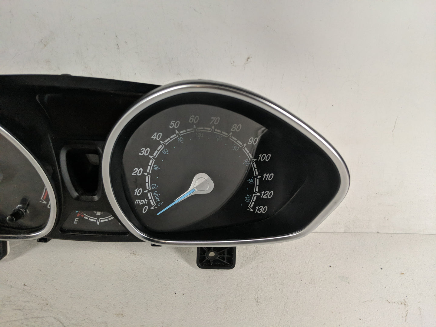 2017-2019 Ford Fiesta Instrument Cluster Speedometer Gauges P/N:D2BT-10849-GAV Fits Fits 2017 2018 2019 OEM Used Auto Parts 