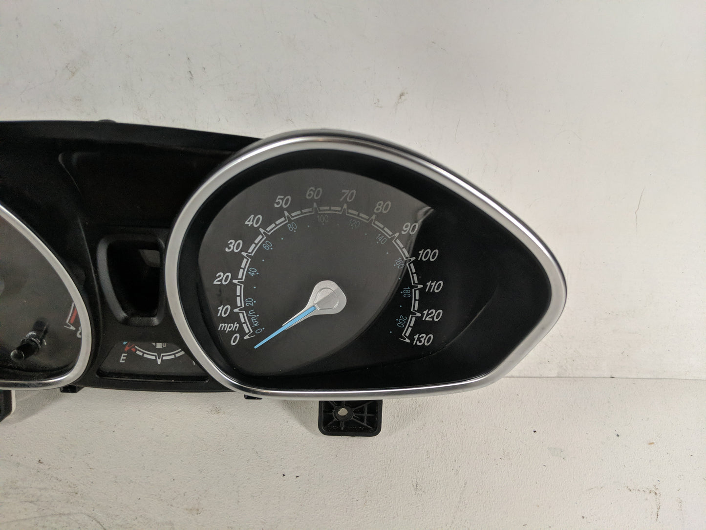 2017-2019 Ford Fiesta Instrument Cluster Speedometer Gauges P/N:D2BT-10849-GAV Fits Fits 2017 2018 2019 OEM Used Auto Parts 
