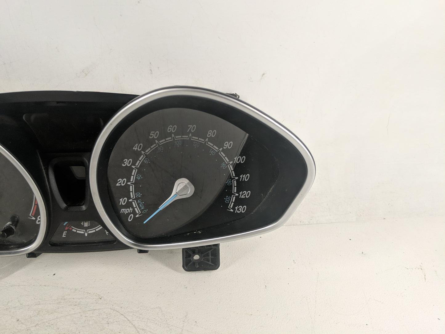 2017-2019 Ford Fiesta Instrument Cluster Speedometer Gauges P/N:D2BT-10849-GAV Fits Fits 2017 2018 2019 OEM Used Auto Parts 