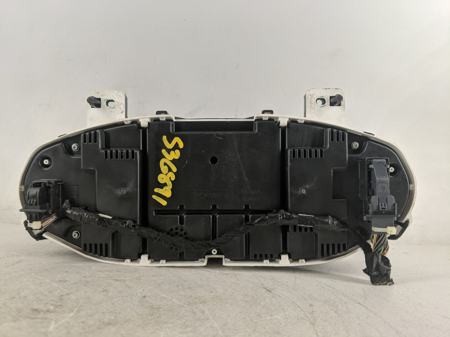 2017-2019 Ford Fiesta Instrument Cluster Speedometer Gauges P/N:D2BT-10849-GAV Fits Fits 2017 2018 2019 OEM Used Auto Parts 
