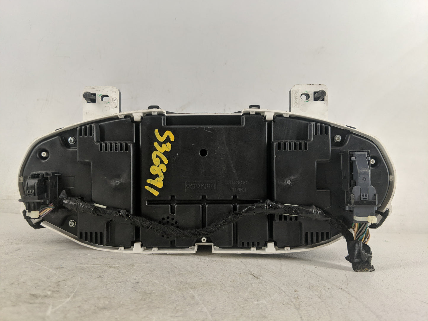 2017-2019 Ford Fiesta Instrument Cluster Speedometer Gauges P/N:D2BT-10849-GAV Fits Fits 2017 2018 2019 OEM Used Auto Parts 