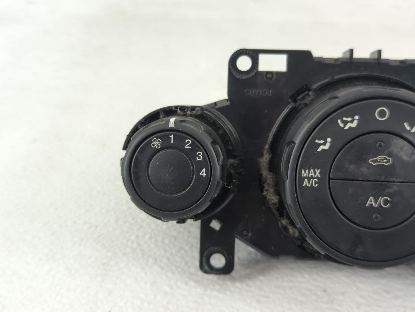 2014-2019 Ford Fiesta Climate Control Module Temperature AC/Heater Replacement P/N:D2BT 19980 AF Fits OEM Used Auto Parts - 