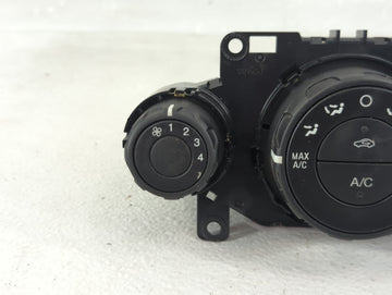 2014-2019 Ford Fiesta Climate Control Module Temperature AC/Heater Replacement P/N:D2BT 19980 AF Fits OEM Used Auto Parts