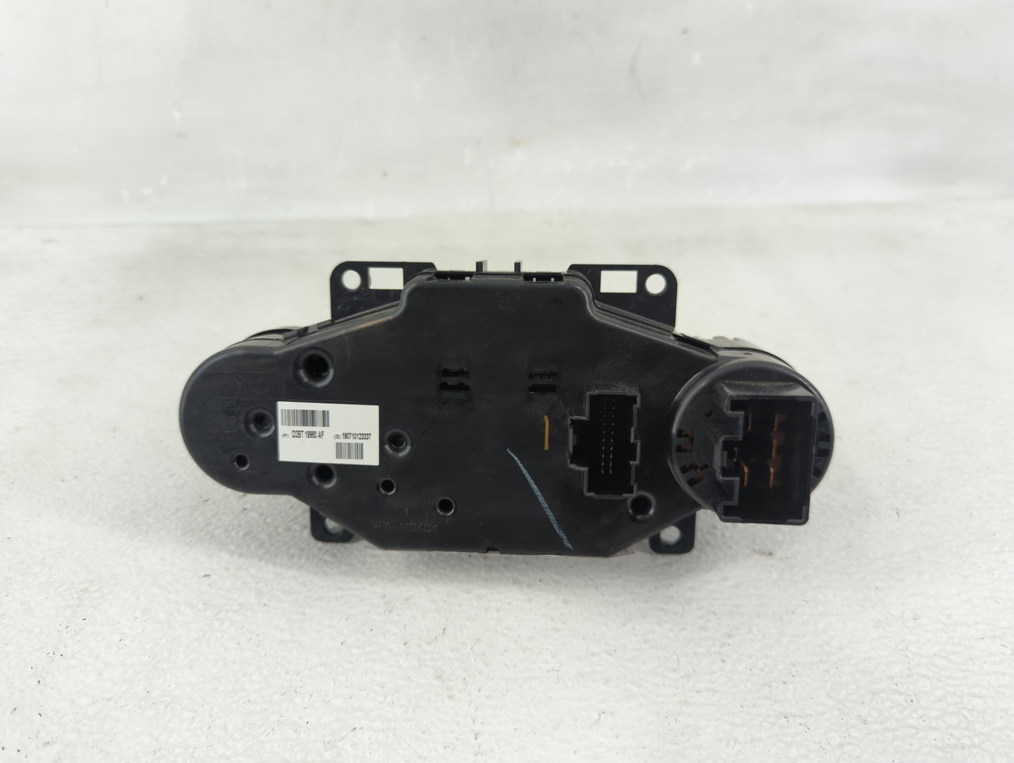 2014-2019 Ford Fiesta Climate Control Module Temperature AC/Heater Replacement P/N:D2BT 19980 AF Fits OEM Used Auto Parts - 