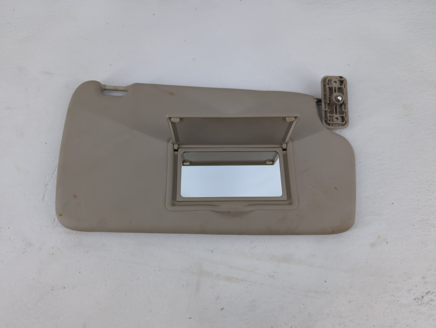 2011-2019 Ford Fiesta Sun Visor Shade Replacement Passenger Right Mirror Fits Fits 2011 2012 2013 2014 2015 2016 2017 2018 2