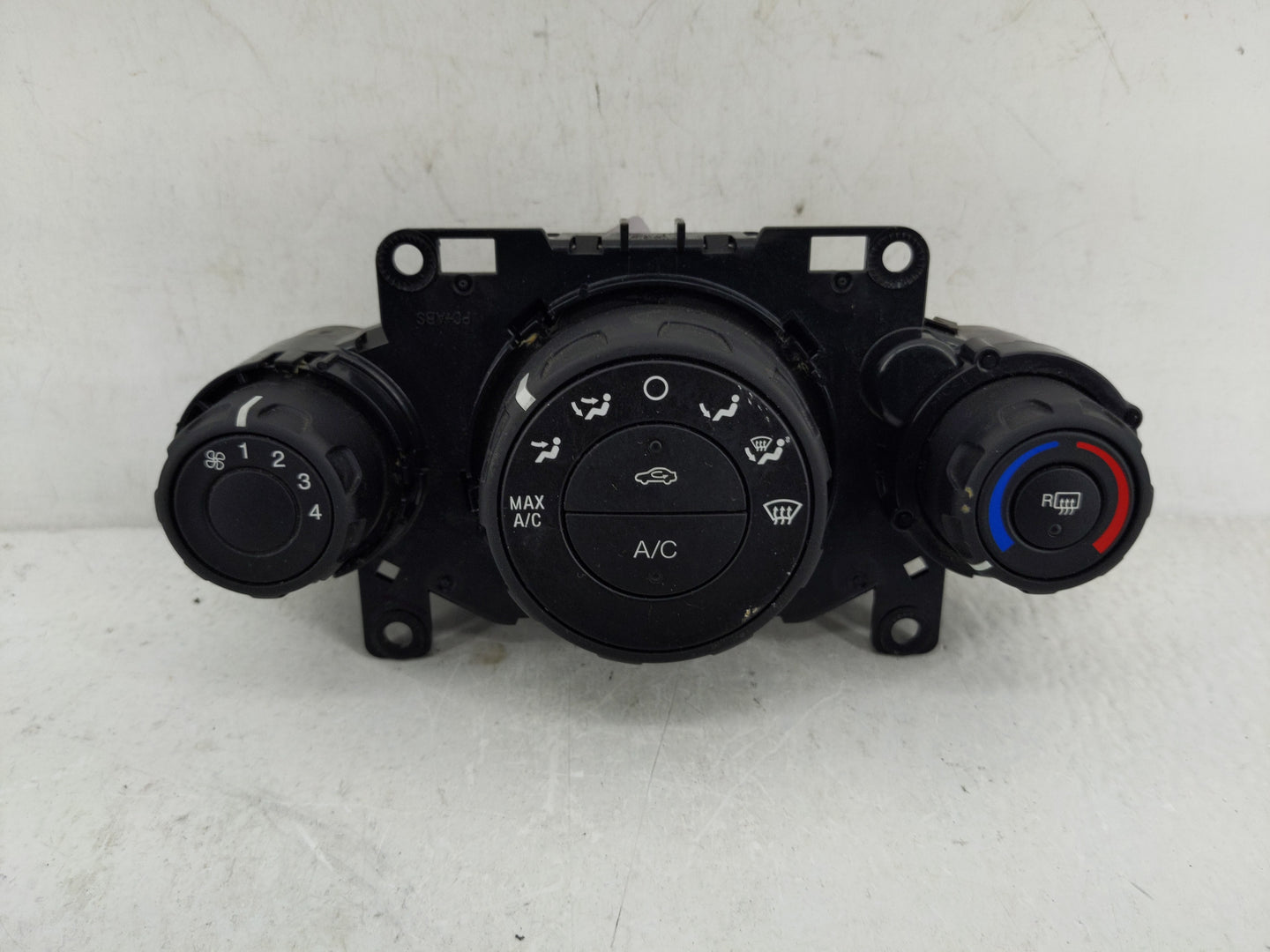 2014-2019 Ford Fiesta Climate Control Module Temperature AC/Heater Replacement P/N:D2BT 19980 AE Fits OEM Used Auto Parts - 
