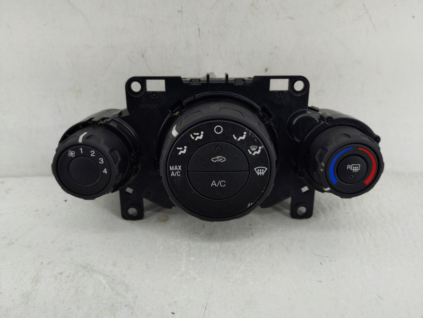 2014-2019 Ford Fiesta Climate Control Module Temperature AC/Heater Replacement P/N:D2BT 19980 AE Fits OEM Used Auto Parts - 