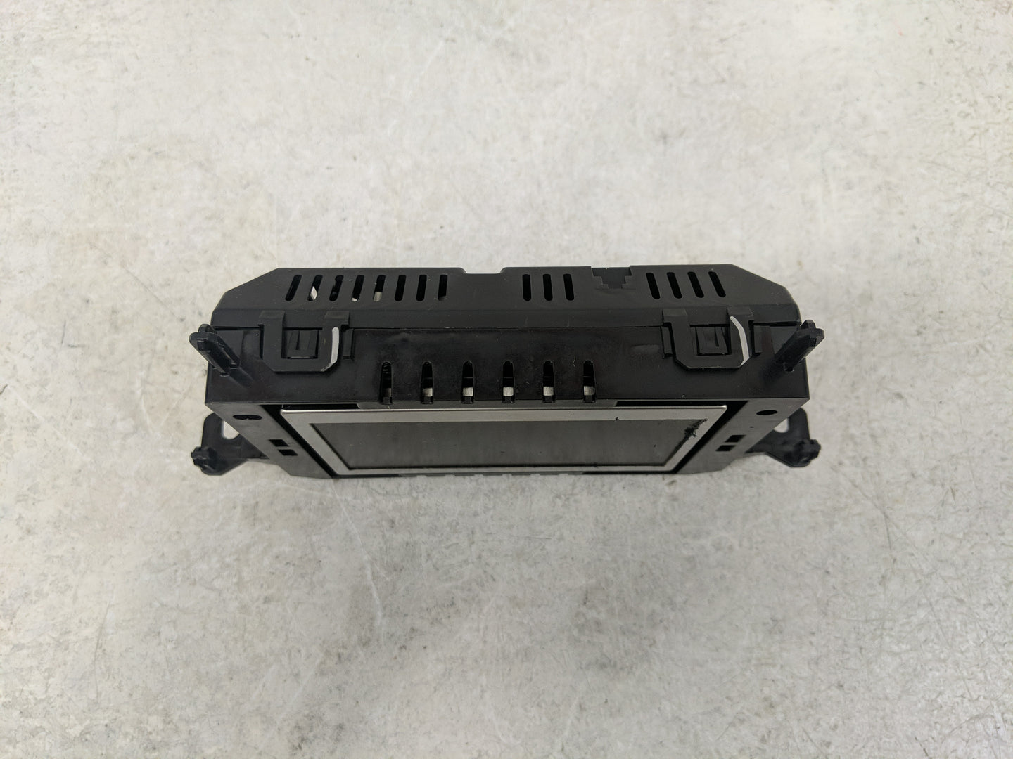 2019 Ford Fiesta Radio AM FM Cd Player Receiver Replacement P/N:H2BT-18B955-CC Fits OEM Used Auto Parts - Oemusedautoparts1.