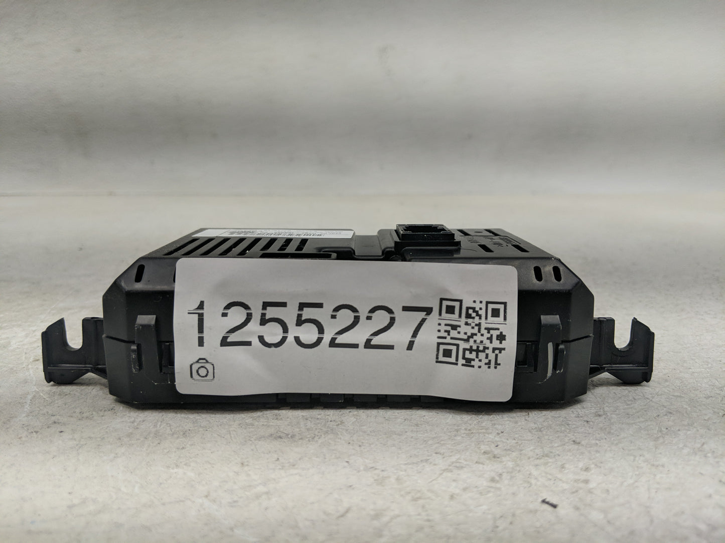 2019 Ford Fiesta Radio AM FM Cd Player Receiver Replacement P/N:H2BT-18B955-CC Fits OEM Used Auto Parts - Oemusedautoparts1.