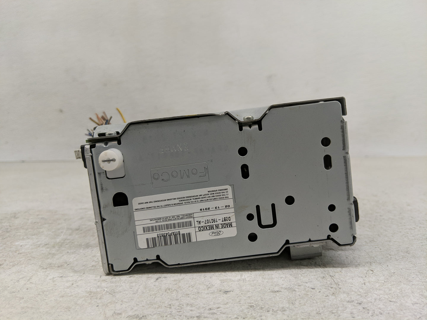 2018-2019 Ford Fiesta Radio AM FM Cd Player Receiver Replacement P/N:D2BT-19C107-AL Fits Fits 2018 2019 OEM Used Auto Parts 