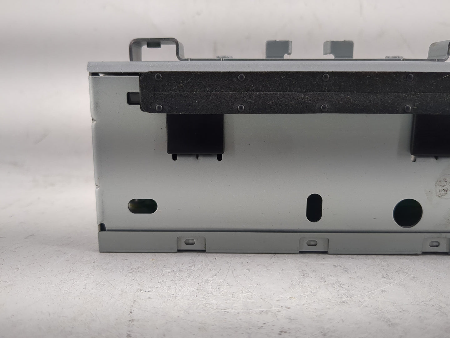 2018-2019 Ford Fiesta Radio AM FM Cd Player Receiver Replacement P/N:D2BT-19C107-AL Fits Fits 2018 2019 OEM Used Auto Parts 