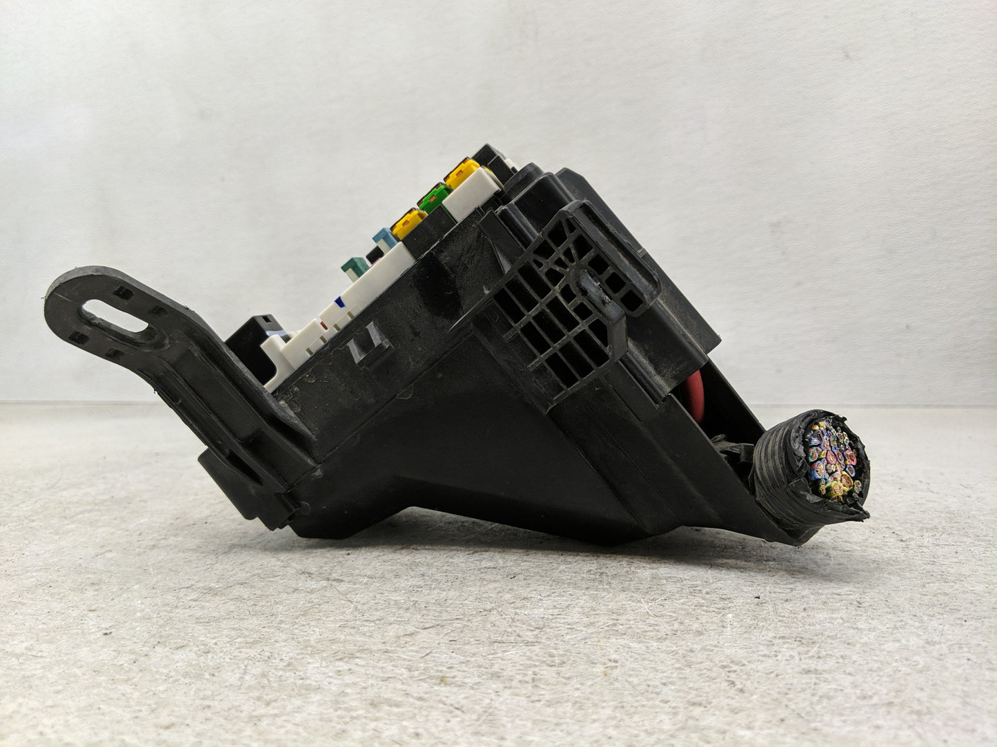 2014-2019 Ford Fiesta Fusebox Fuse Box Panel Relay Module P/N:6003447201 Fits Fits 2014 2015 2016 2017 2018 2019 OEM Used Au
