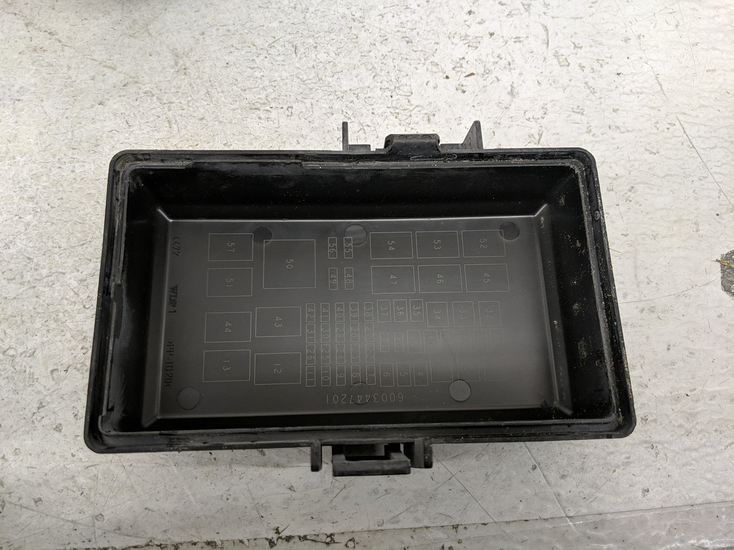 2014-2019 Ford Fiesta Fusebox Fuse Box Panel Relay Module P/N:6003447201 Fits Fits 2014 2015 2016 2017 2018 2019 OEM Used Au
