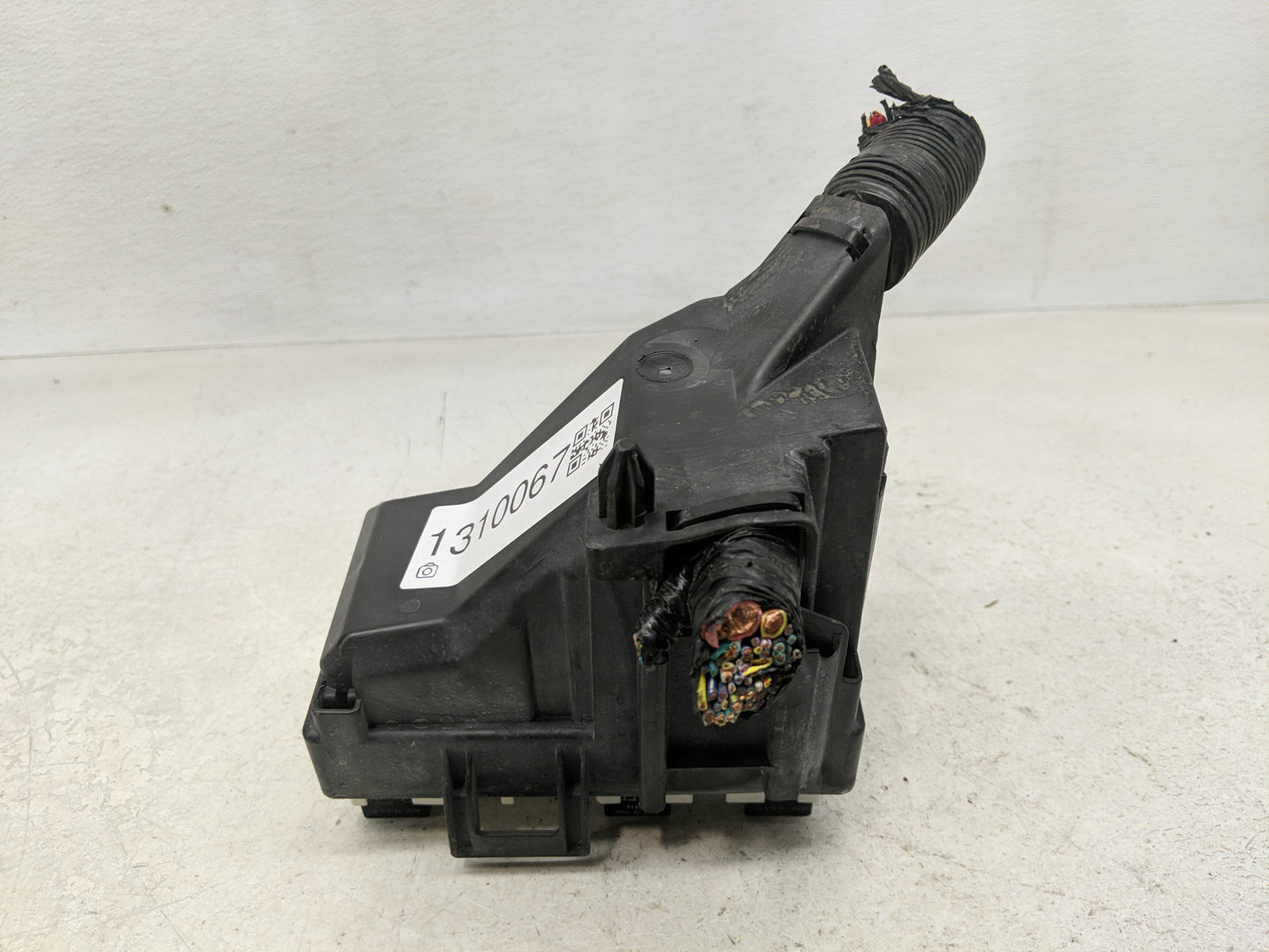 2014-2019 Ford Fiesta Fusebox Fuse Box Panel Relay Module P/N:6003447201 Fits Fits 2014 2015 2016 2017 2018 2019 OEM Used Au