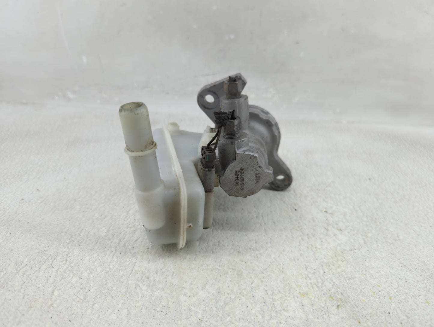 2011-2019 Ford Fiesta Brake Master Cylinder - Oemusedautoparts1.com