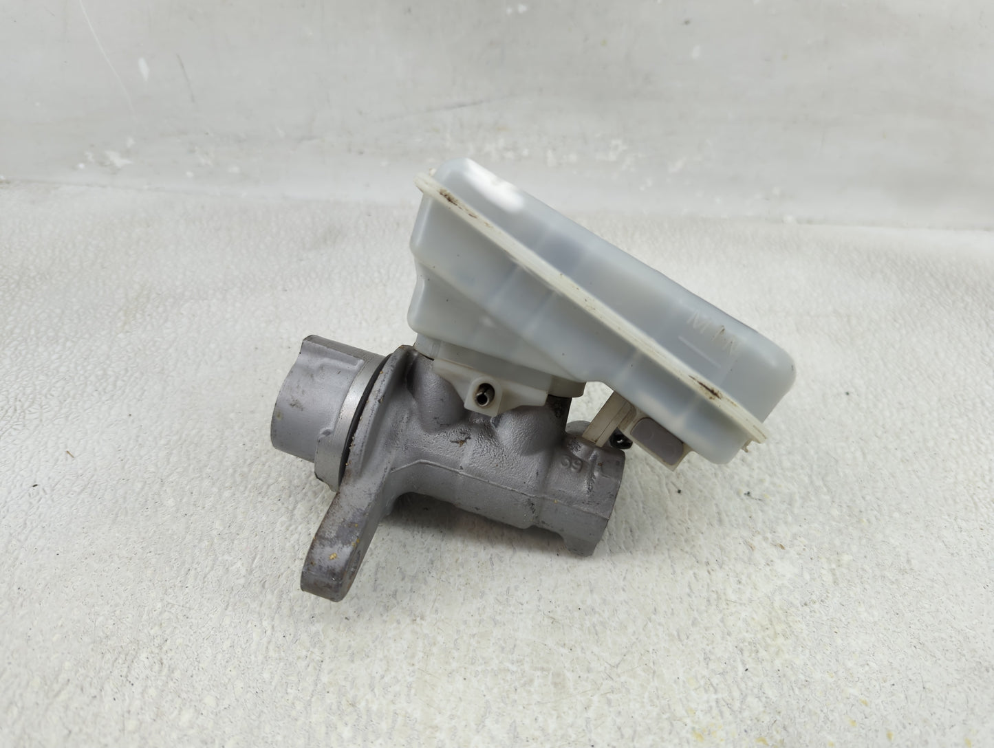 2011-2019 Ford Fiesta Brake Master Cylinder - Oemusedautoparts1.com