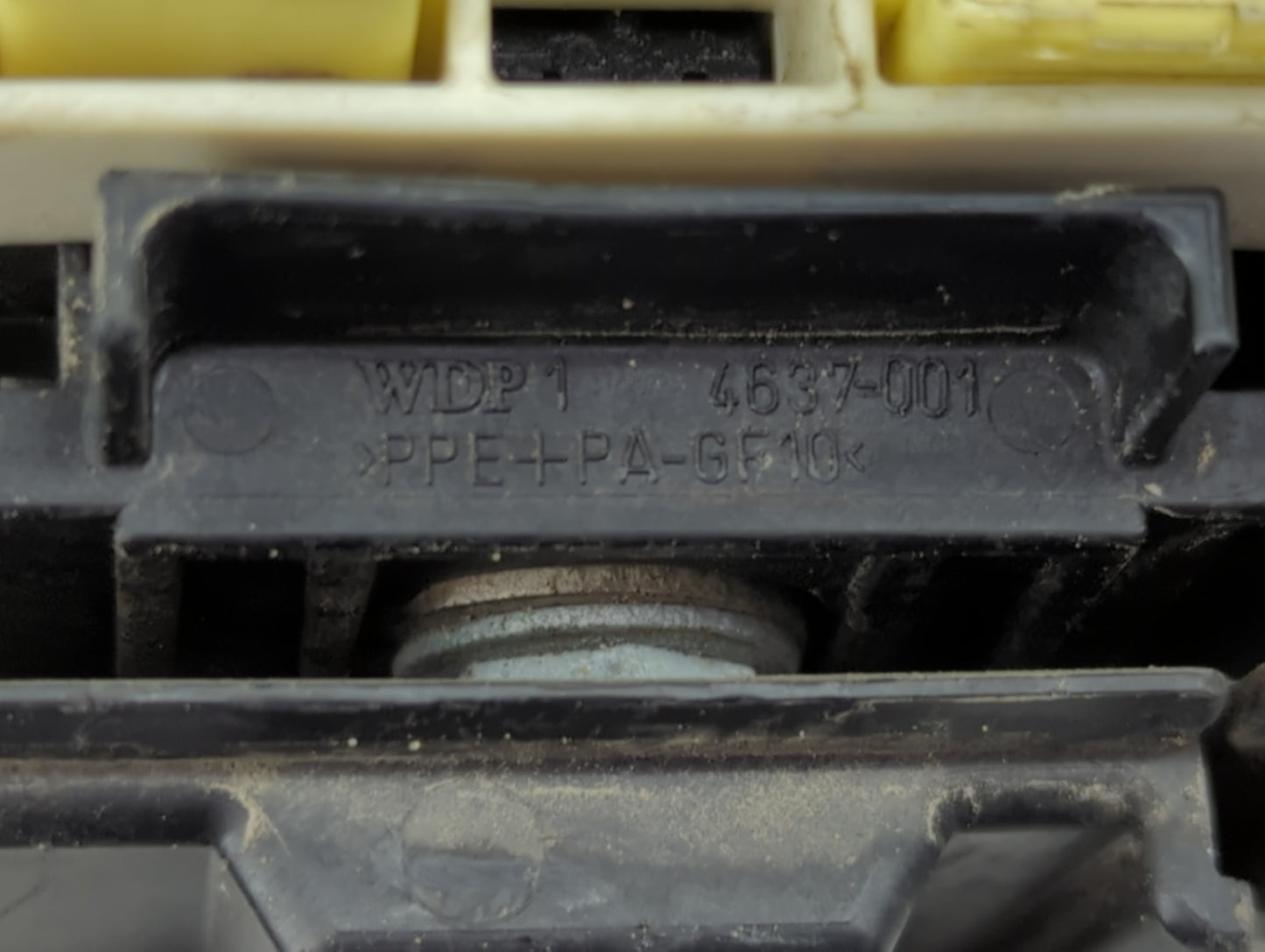 2014-2019 Ford Fiesta Fusebox Fuse Box Panel Relay Module P/N:4637-001 6003447201 Fits Fits 2014 2015 2016 2017 2018 2019 OE
