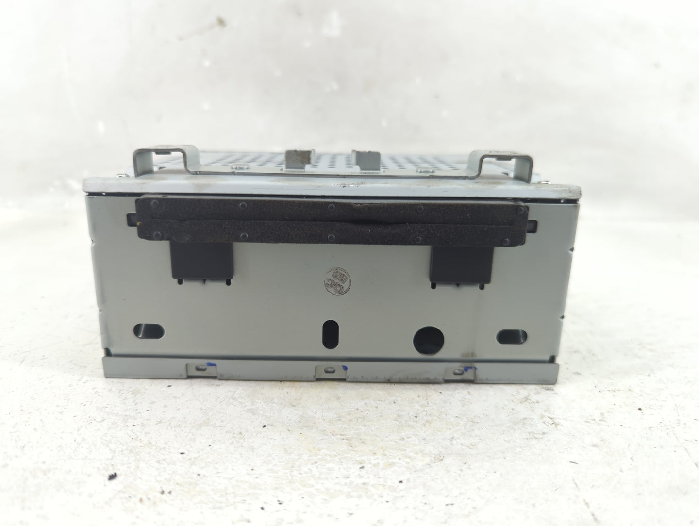 2018-2019 Ford Fiesta Radio AM FM Cd Player Receiver Replacement P/N:D2BT-19C107-AL Fits Fits 2018 2019 OEM Used Auto Parts 