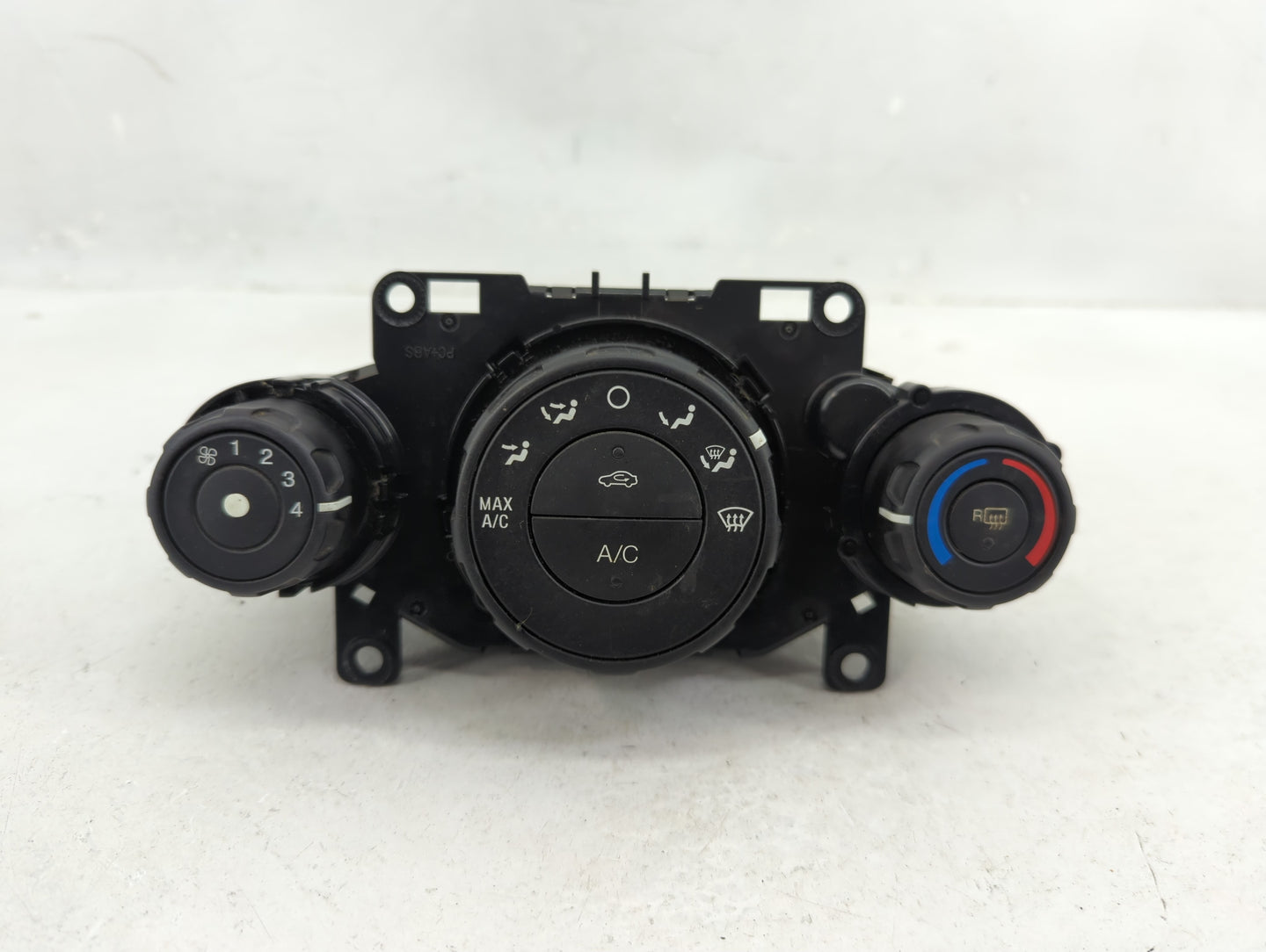 2014-2019 Ford Fiesta Climate Control Module Temperature AC/Heater Replacement P/N:D2BT 19980 AF Fits OEM Used Auto Parts - 