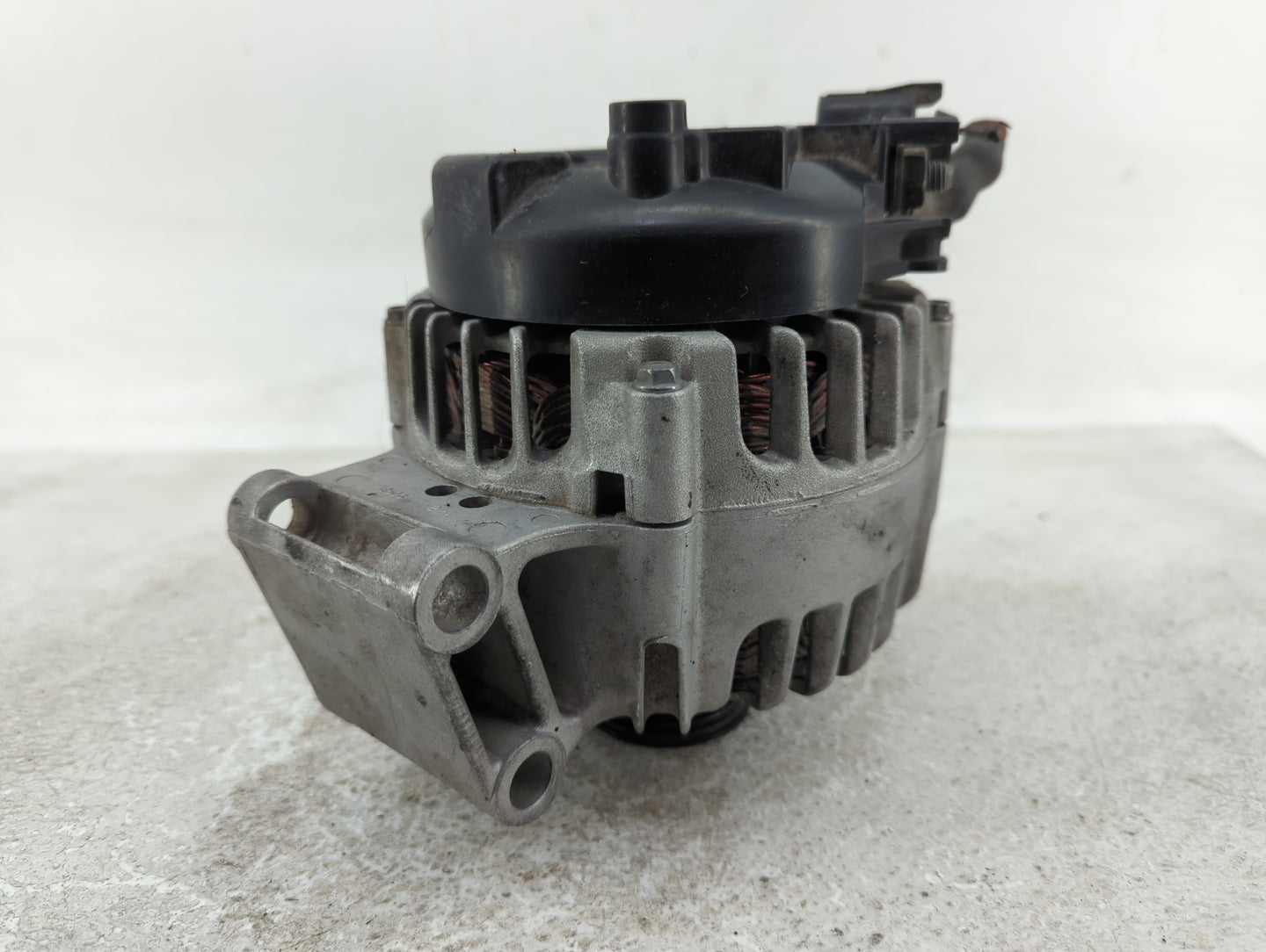 2014-2019 Ford Fiesta Alternator Replacement Generator Charging Assembly Engine OEM P/N:2608513C Fits OEM Used Auto Parts - 