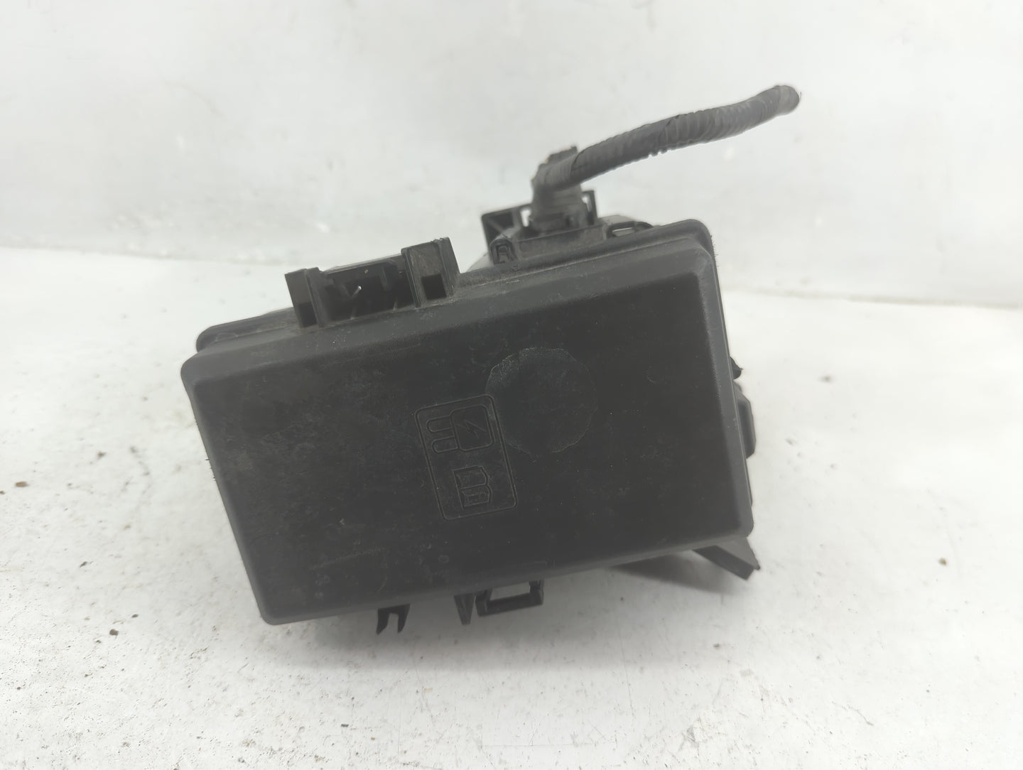 2014-2019 Ford Fiesta Fusebox Fuse Box Panel Relay Module P/N:6003447201 Fits Fits 2014 2015 2016 2017 2018 2019 OEM Used Au