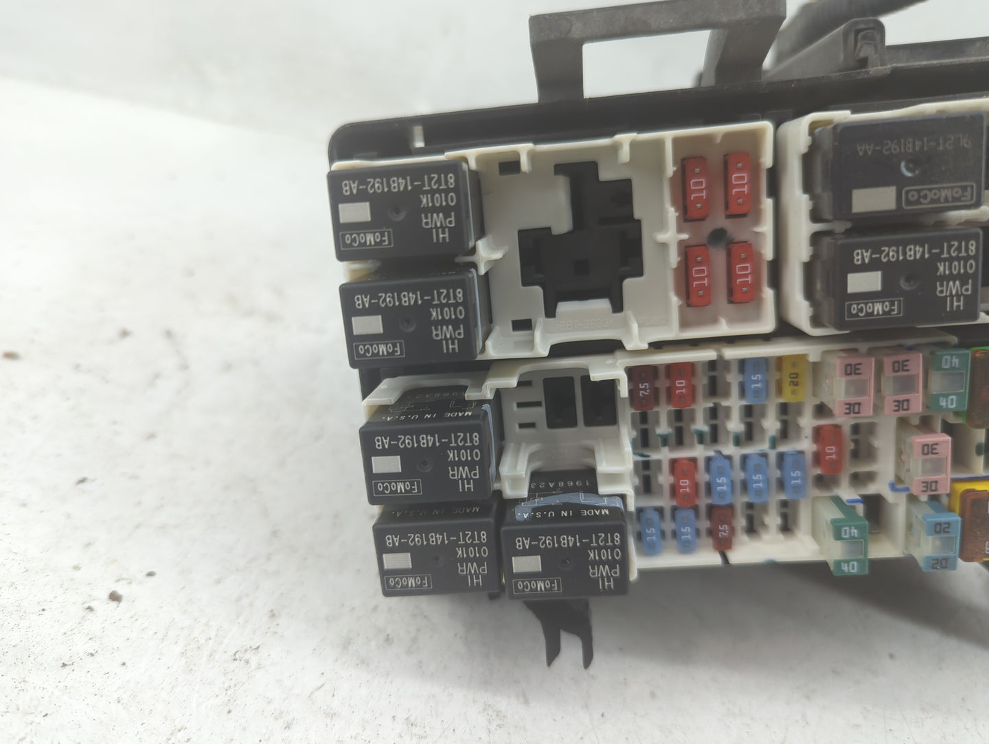 2014-2019 Ford Fiesta Fusebox Fuse Box Panel Relay Module P/N:6003447201 Fits Fits 2014 2015 2016 2017 2018 2019 OEM Used Au
