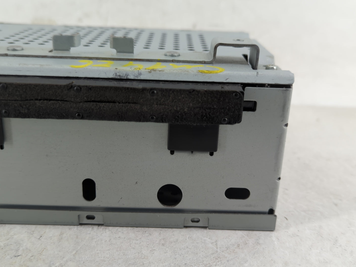 2018-2019 Ford Fiesta Radio AM FM Cd Player Receiver Replacement P/N:D2BT-19C107-AL Fits Fits 2018 2019 OEM Used Auto Parts 