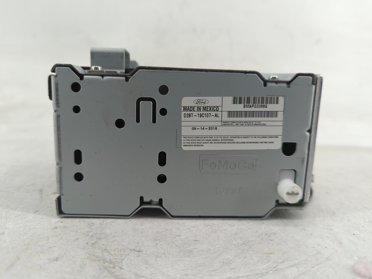 2018-2019 Ford Fiesta Radio AM FM Cd Player Receiver Replacement P/N:D2BT-19C107-AL Fits Fits 2018 2019 OEM Used Auto Parts 